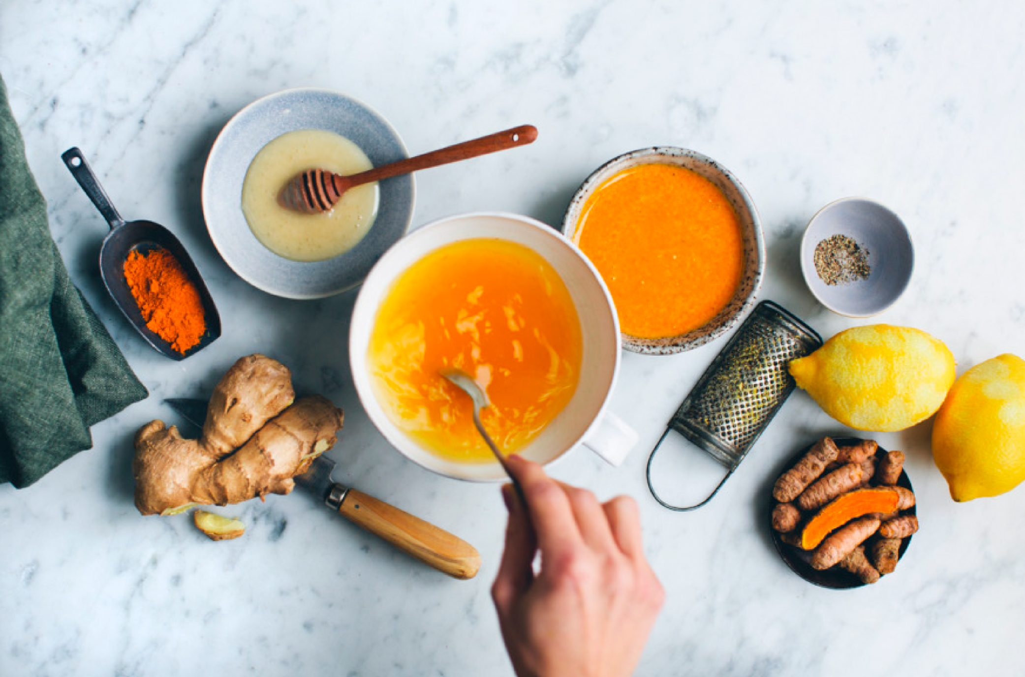 Lemon-Ginger-Tumeric-Wellness-Toddy